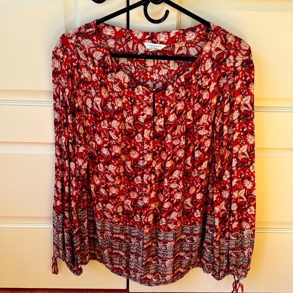 New Lucky Brand Floral Women's Top NEW no tags